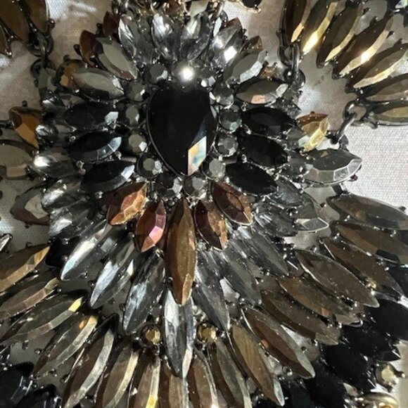 Chico's Statement Necklace - Picture 7 of 11